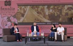 PRESENTACIÓN DE LIBRO EN FERIA NACIONAL DEL LIBRO DE ZACATECAS 